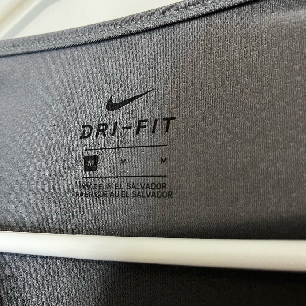 π4/$20 SALEπNike Gray Dri-Fit Shirt - Picture 4 of 4